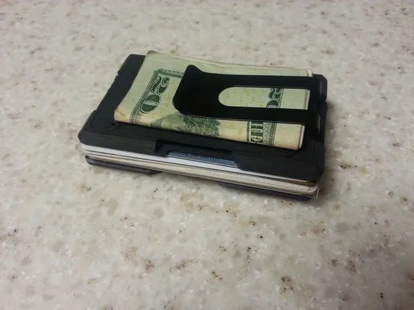 Slick Plate with Money Clip